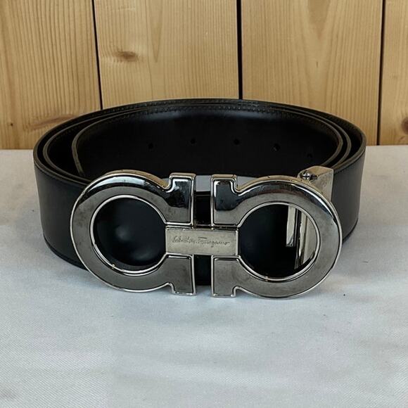 Ferragamo Black Leather Men's Belt, about 53 inches long - Picture 1 of 8